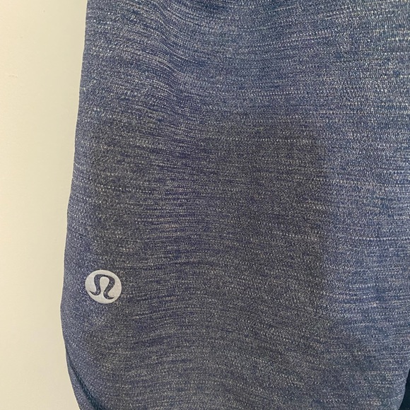 Lululemon workout tank - Picture 2 of 5